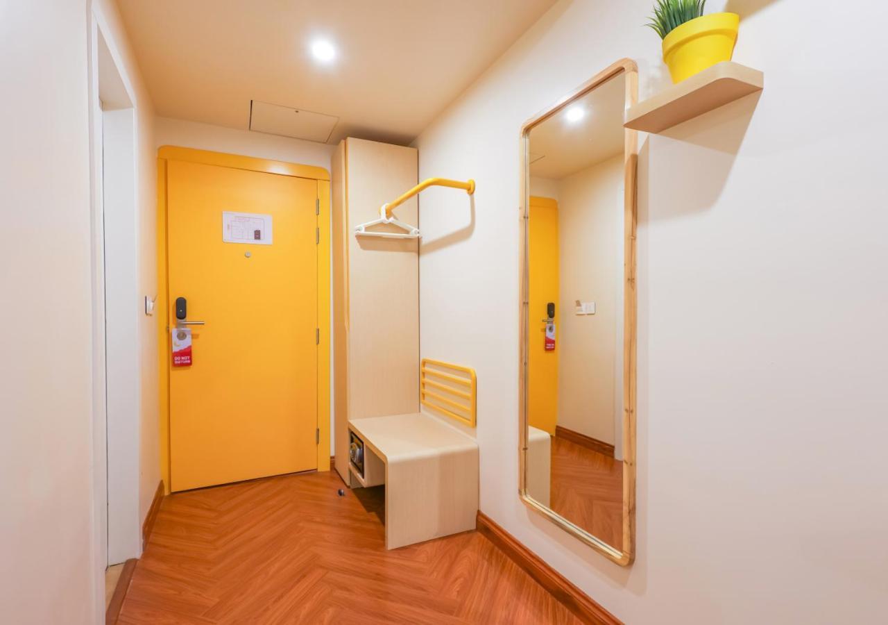 Bloom Hotel - Golf Course Road, Sector 43 Гургаон Экстерьер фото